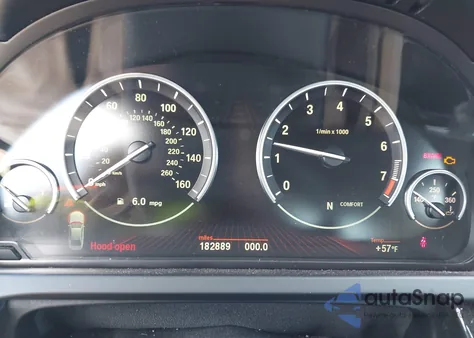 2011 BMW 750Li z USA, uszkodzony, nr VIN WBAKB8C54BCY66596